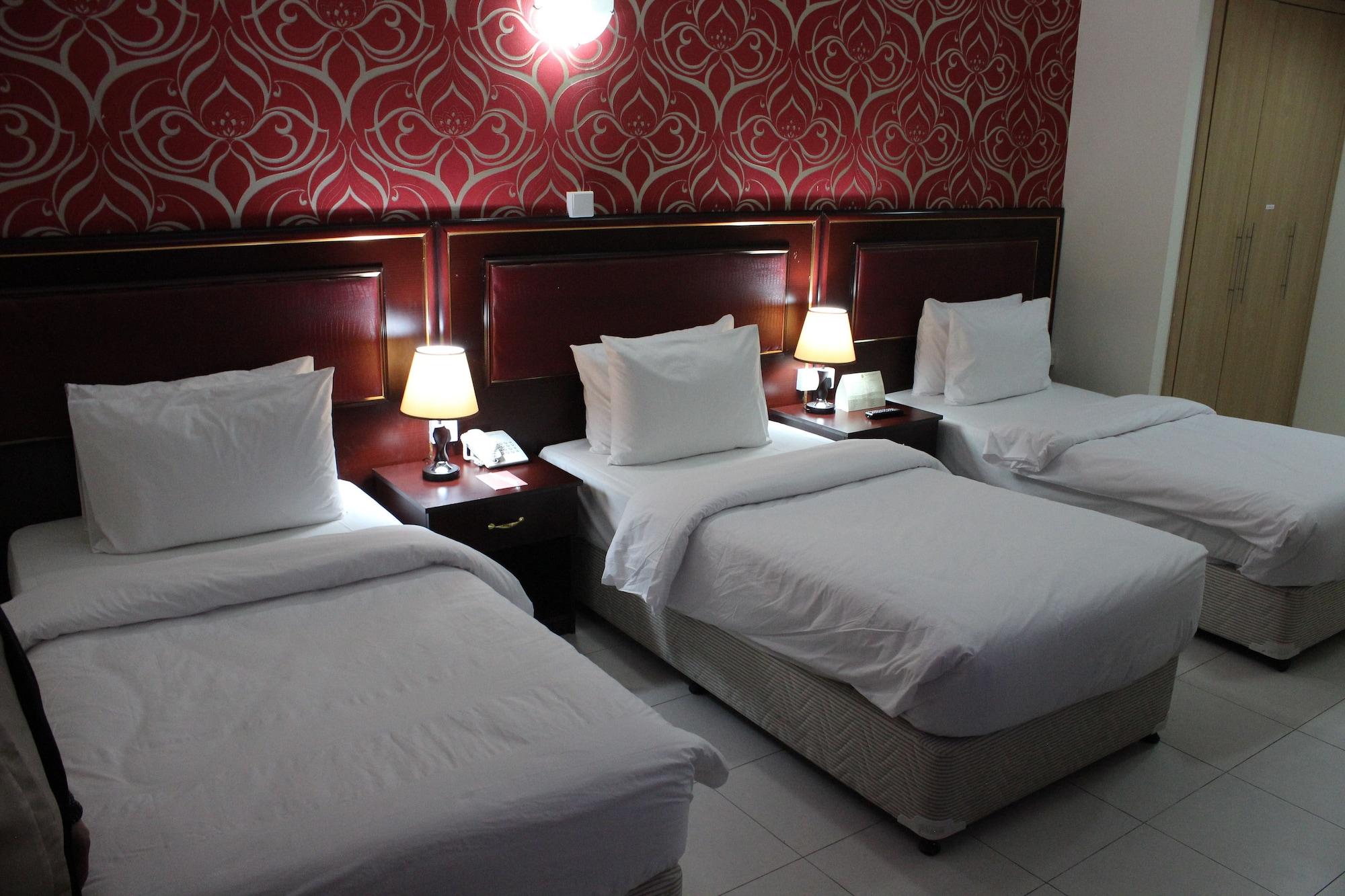 Montreal Naif Hotel Dubai Exterior photo
